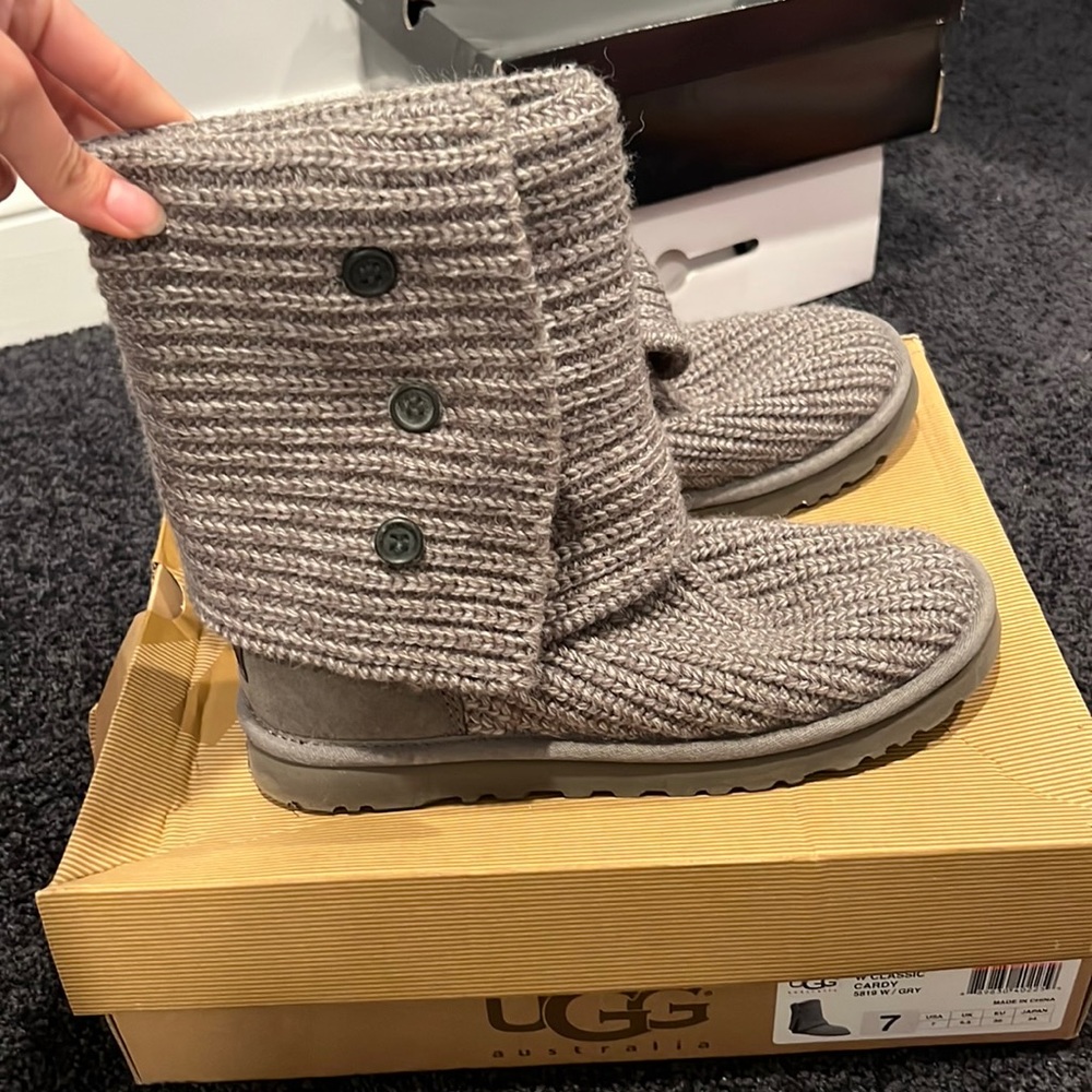 Classic Cardy Gray Ugg